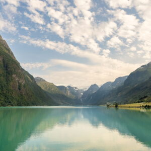 Lake Mountain